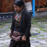 https://iris.siue.edu/manang-languages-archive/plugins/bulk/sbista/DSCN2074.jpg