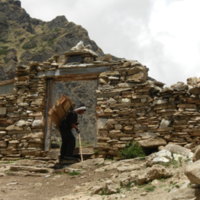 https://iris.siue.edu/manang-languages-archive/plugins/bulk/ijha/DSCN5467.JPG
