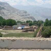 http://iris.siue.edu/nepal-earthquakes-archive/plugins/ftp/Ghiling Village rebuilding.jpg